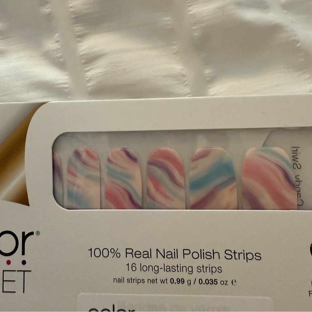 Color street nail strips